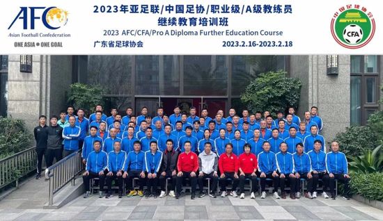 多p混交群体交乱嗯啊3d