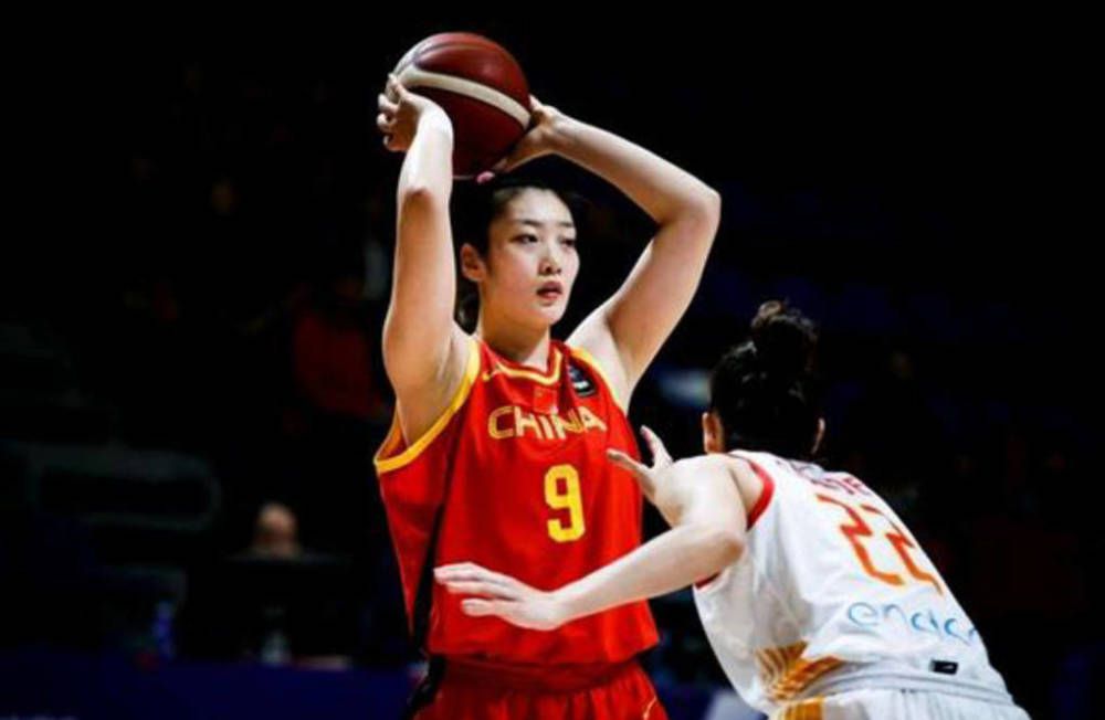 公厕内小伙子打飞j视频网站